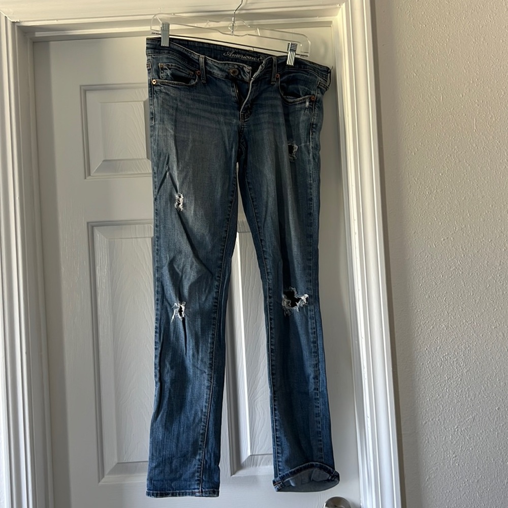American Eagle women’s skinny fit stretch jeans with holes